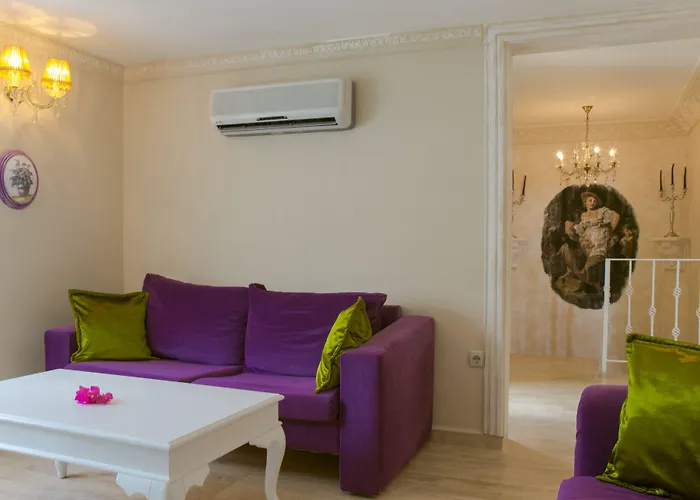 卢卡独家酒店 - 仅限成人+12 酒店